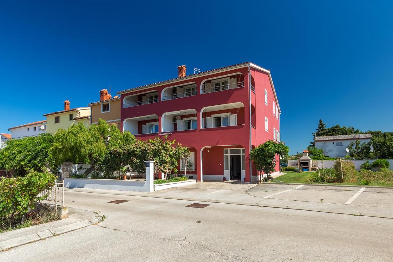 Apartments Boris 771 Fažana Buitenkant foto
